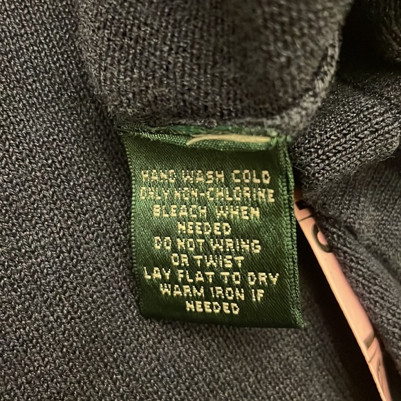 100% Silk Lauren Ralph Lauren Ruffle Sleeveless Tank Top PM EUC Navy Blue CUTE - Picture 13 of 15